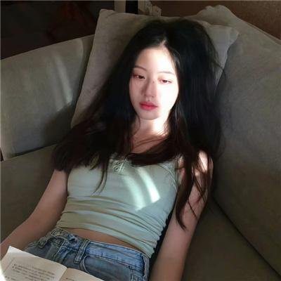 在江边